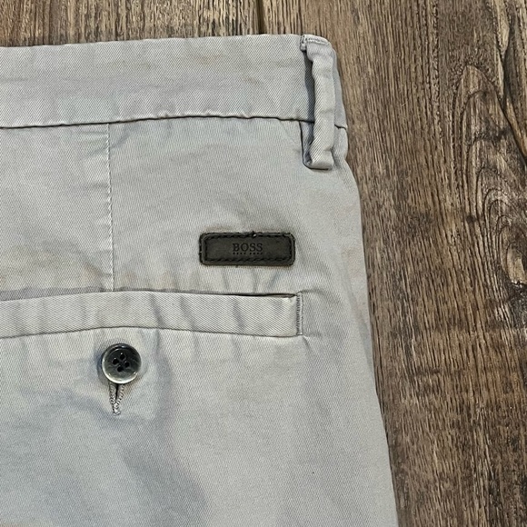 Hugo Boss light grey stretch slim fit chinos size 38R - Picture 10 of 11